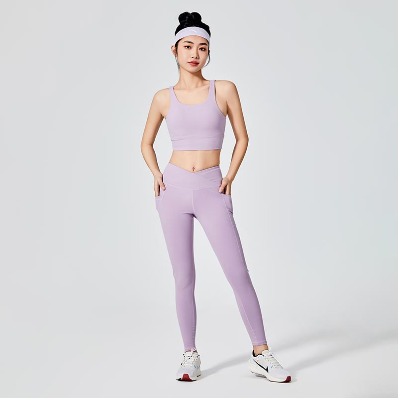 Qual sutiã esportivo realmente resolve seus problemas de suporte e conforto?